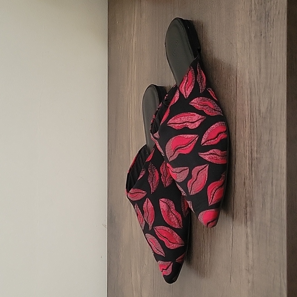 Urban Outfitters UO Lips Pointed Toe Fabric Mules / Slip On Flats - Picture 8 of 16